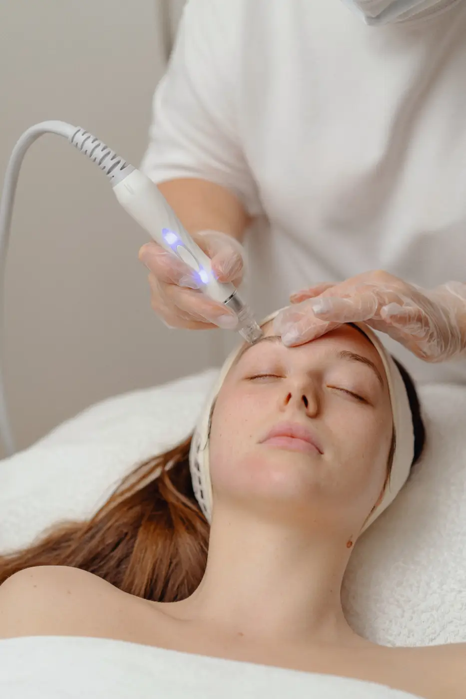 Aqua Facial Behandlungen Vakuum Prozess bei Sense of Beauty Kosmetikstudio in Braunschweig
