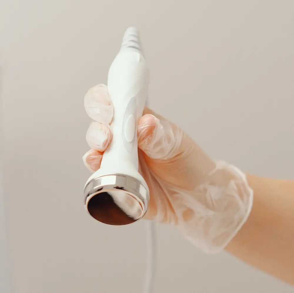 Gerät Ultraschall Aqua Facial Behandlungen bei Sense of Beauty Kosmetikstudio in Braunschweig - Kopie